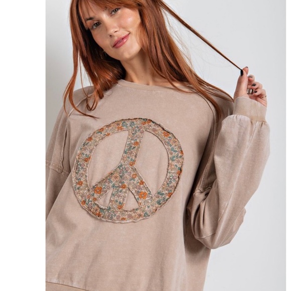 Mittoshop Peace Sign Patch Mineral Washed T-Shirt